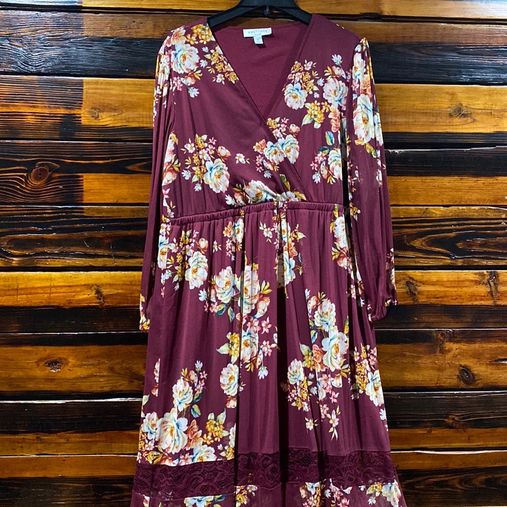 Floral long sleeve dress